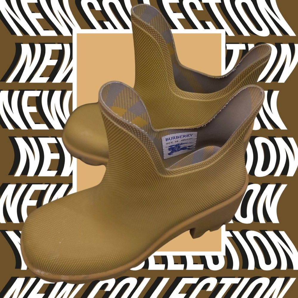 Burberry brown Ankle Rain Boots